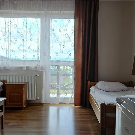 Dwa Zamki * تشورشتن